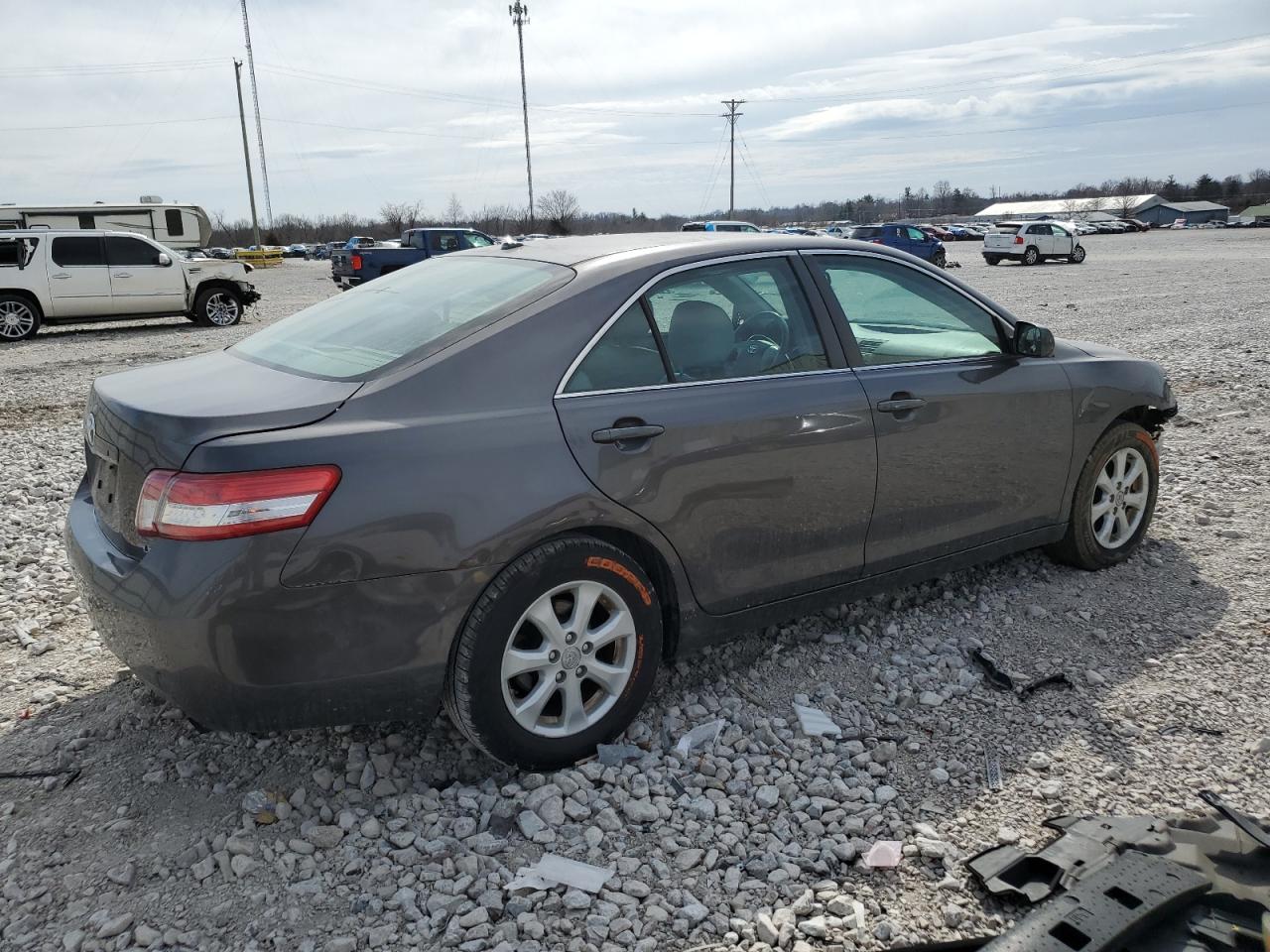 2011 Toyota Camry - Image 3