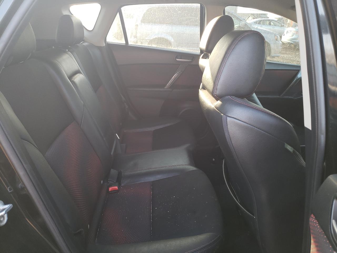 2011 Mazda 3 - Image 10