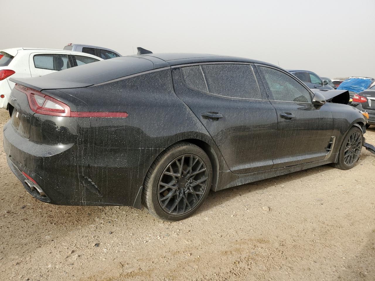 2020 Kia Stinger - Image 3