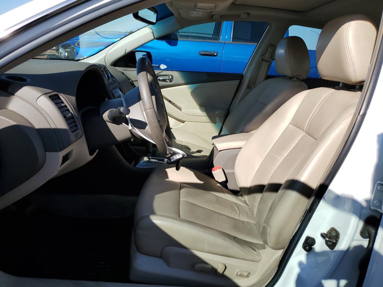 2010 Nissan Altima - Image 7