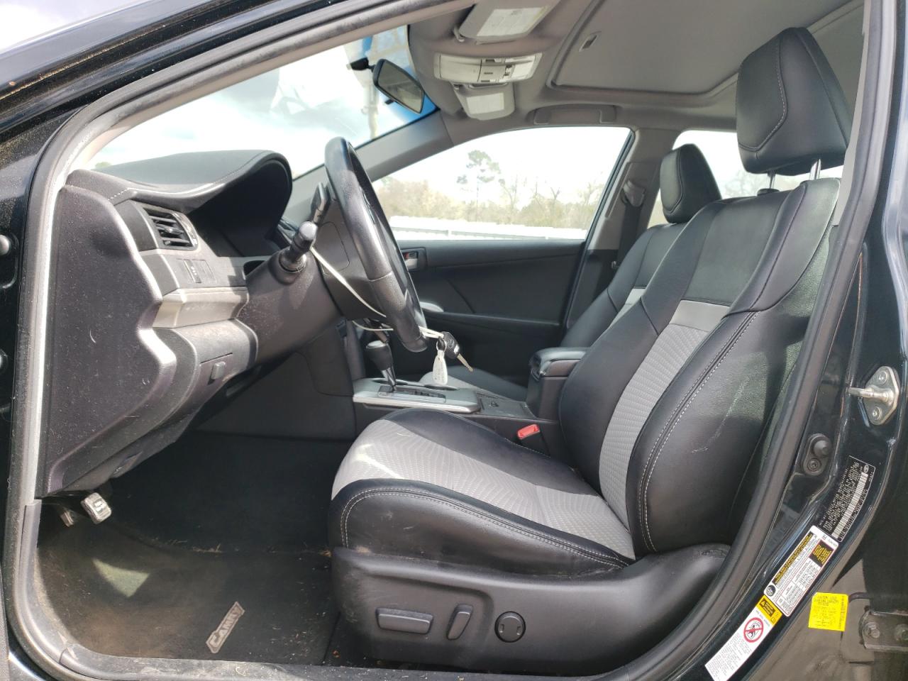 2014 Toyota Camry - Image 7