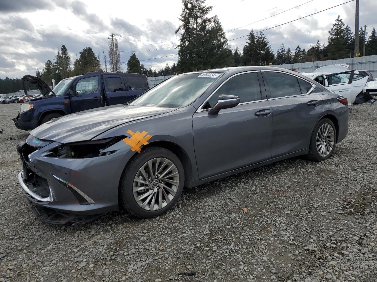 2019 Lexus ES - Image 1