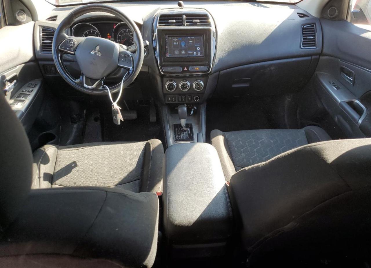 2020 Mitsubishi Outlander - Image 8