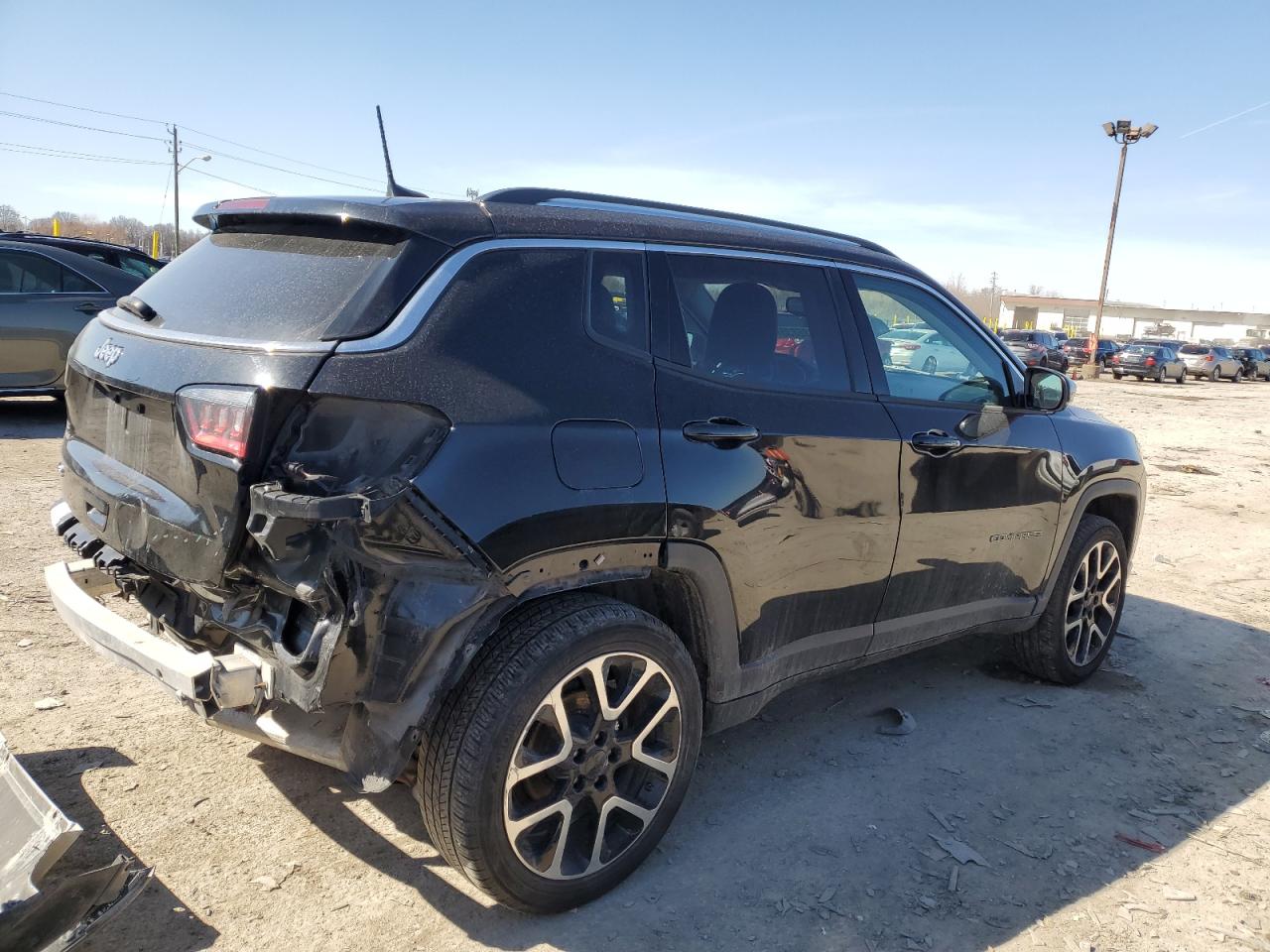 2018 Jeep Compass - Image 3