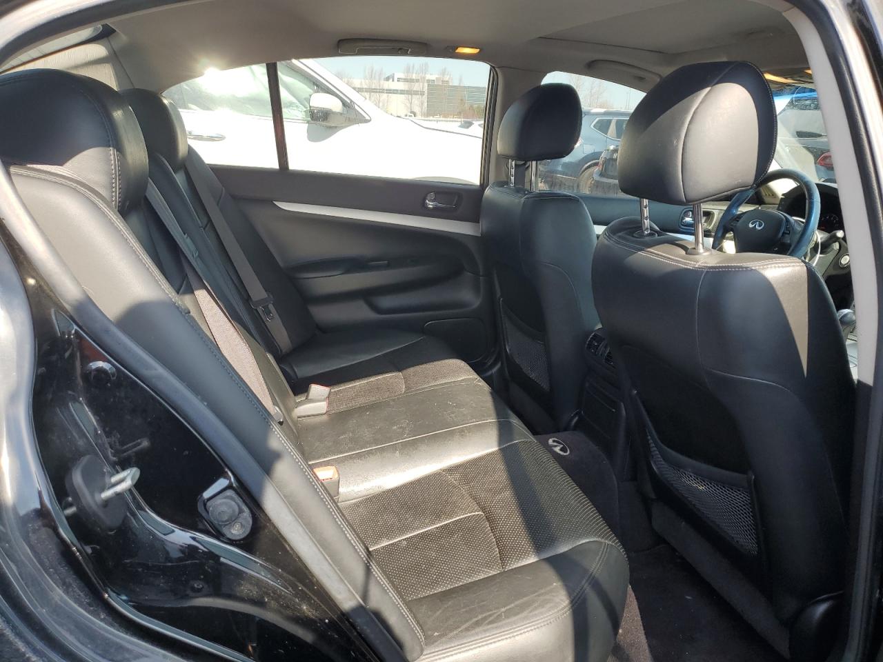 2009 Infiniti G - Image 10