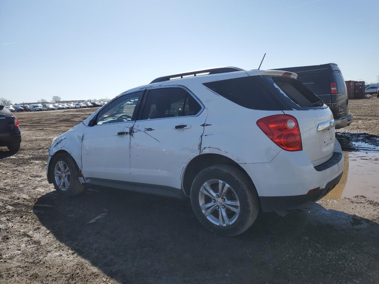 2015 Chevrolet Equinox - Image 2