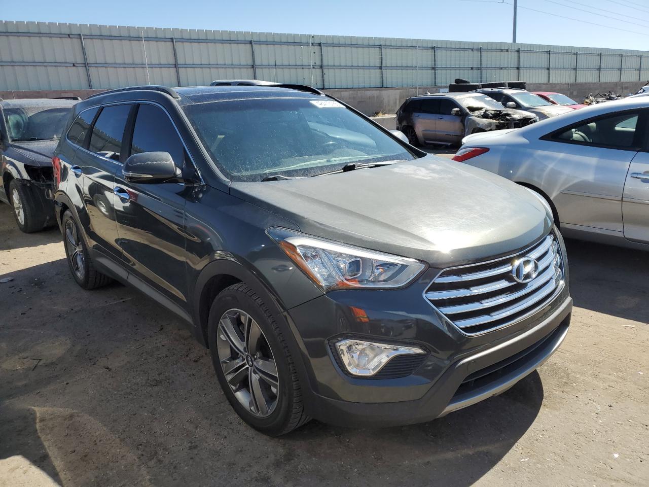 2014 Hyundai Santa Fe - Image 4