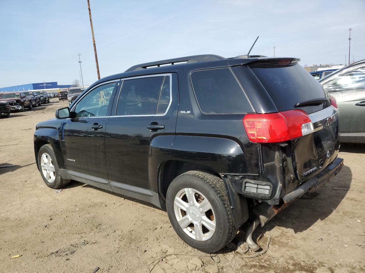 2015 GMC Terrain - Image 2