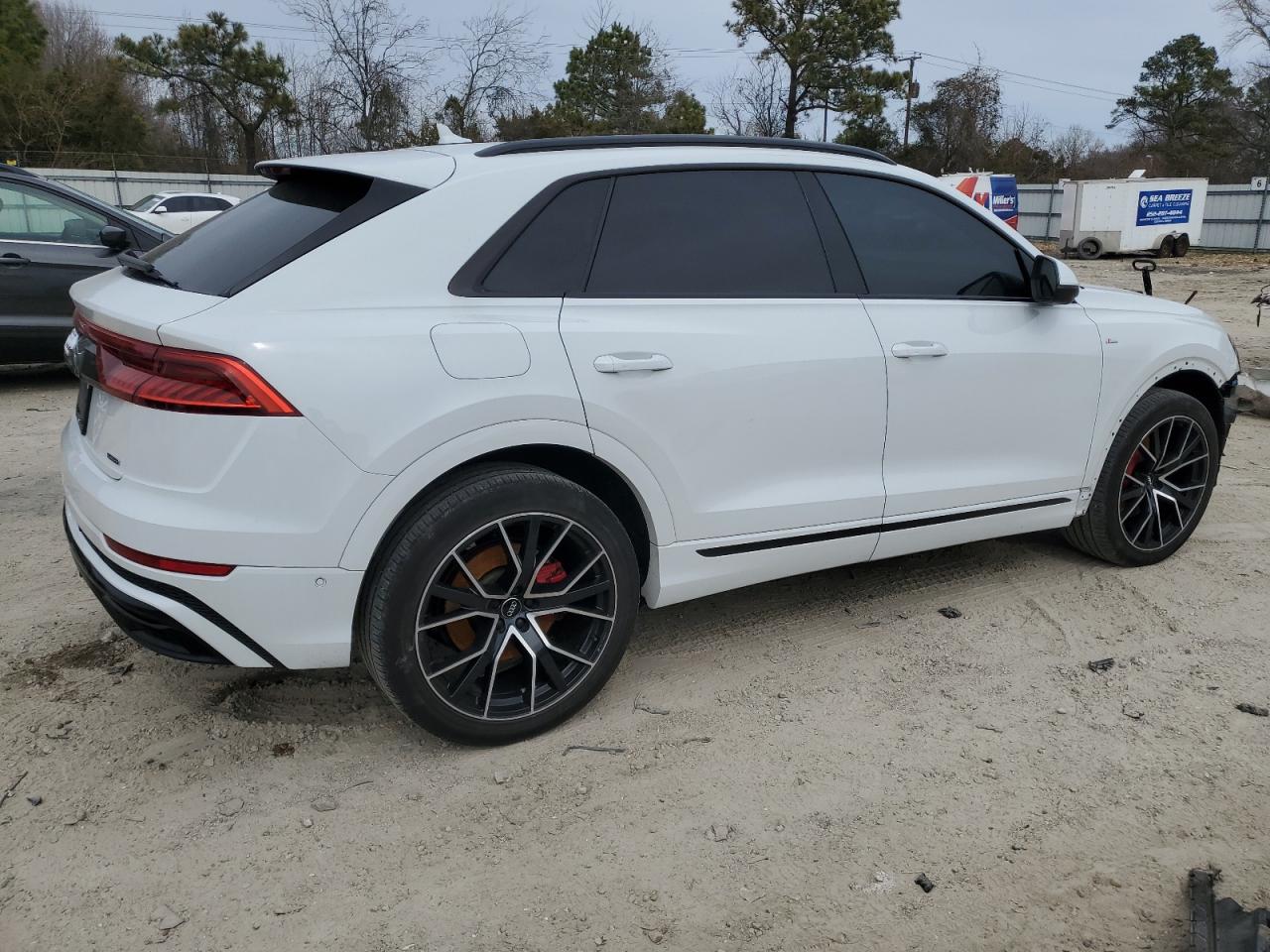 2019 Audi Q8 - Image 3