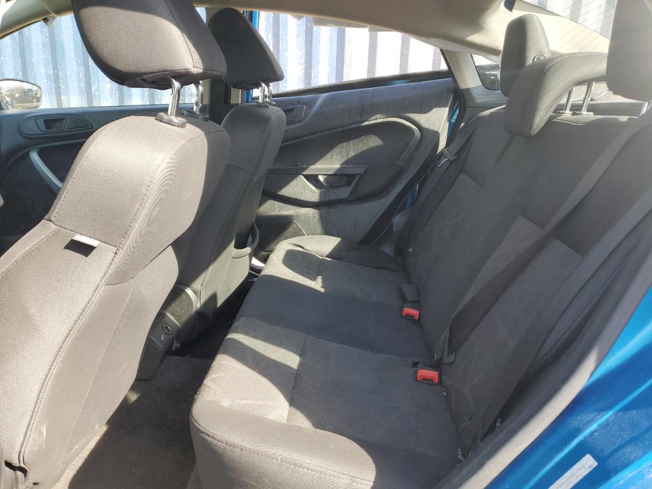 2013 Ford Fiesta - Image 10