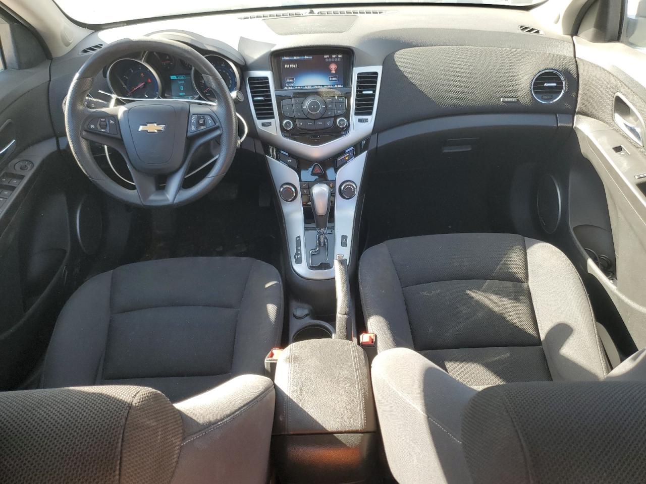 2016 Chevrolet Cruze - Image 8