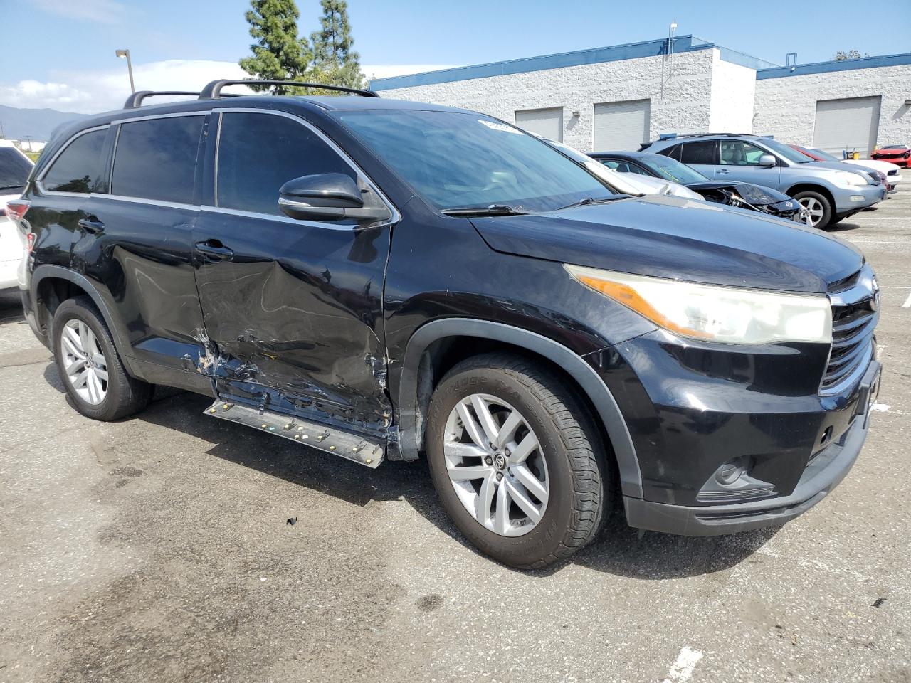 2016 Toyota Highlander - Image 4
