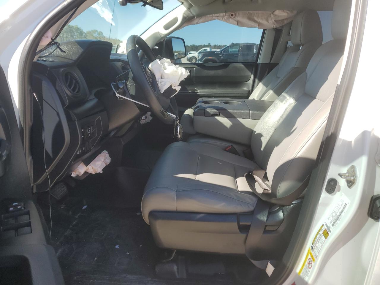 2019 Toyota Tundra - Image 7