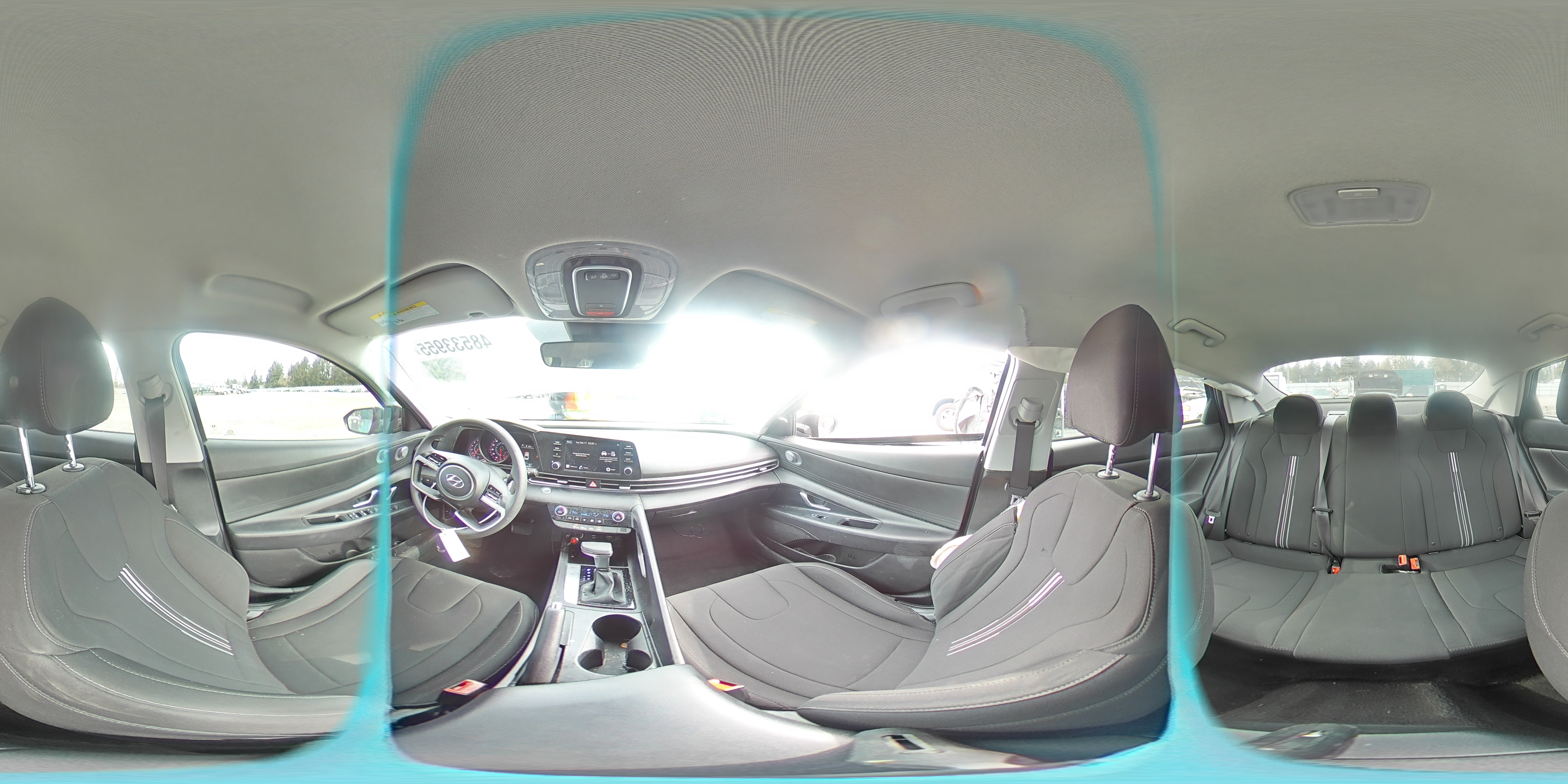 2023 Hyundai Elantra - Image 12