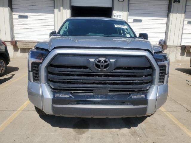  TOYOTA TUNDRA 2024 Srebrny