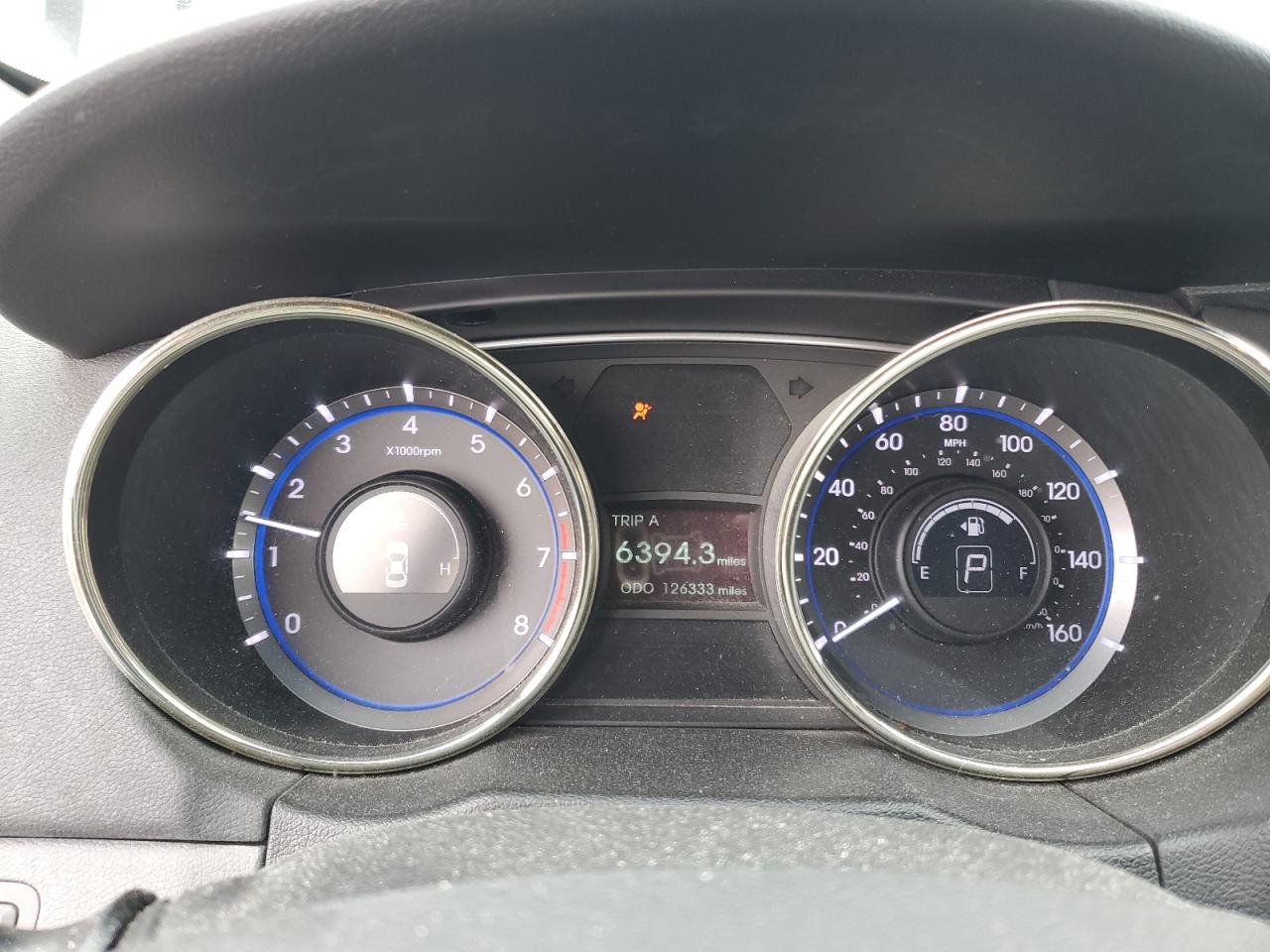 2011 Hyundai Sonata - Image 9