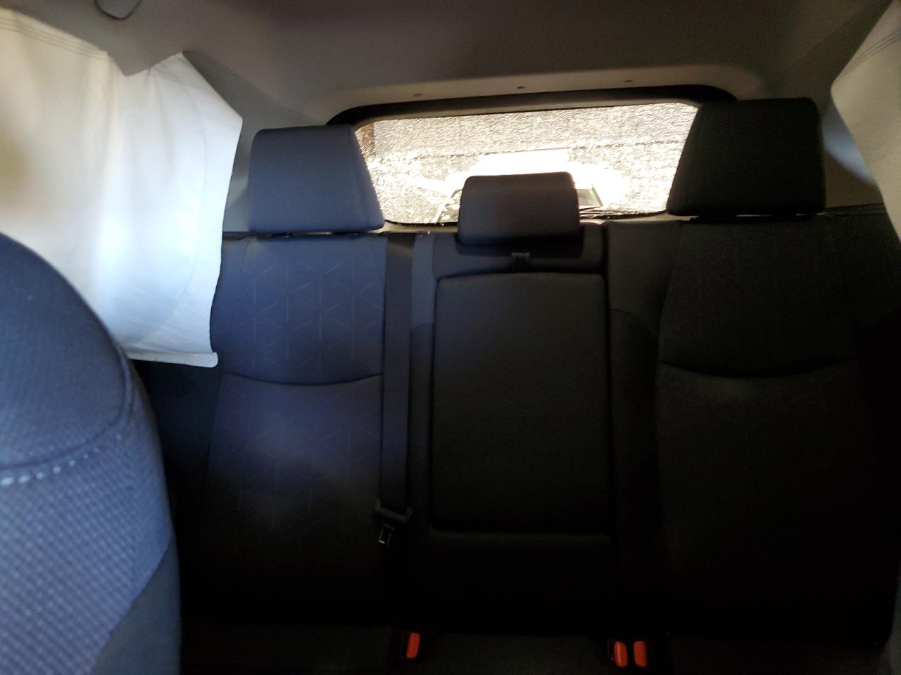 2024 Toyota RAV 4 - Image 10