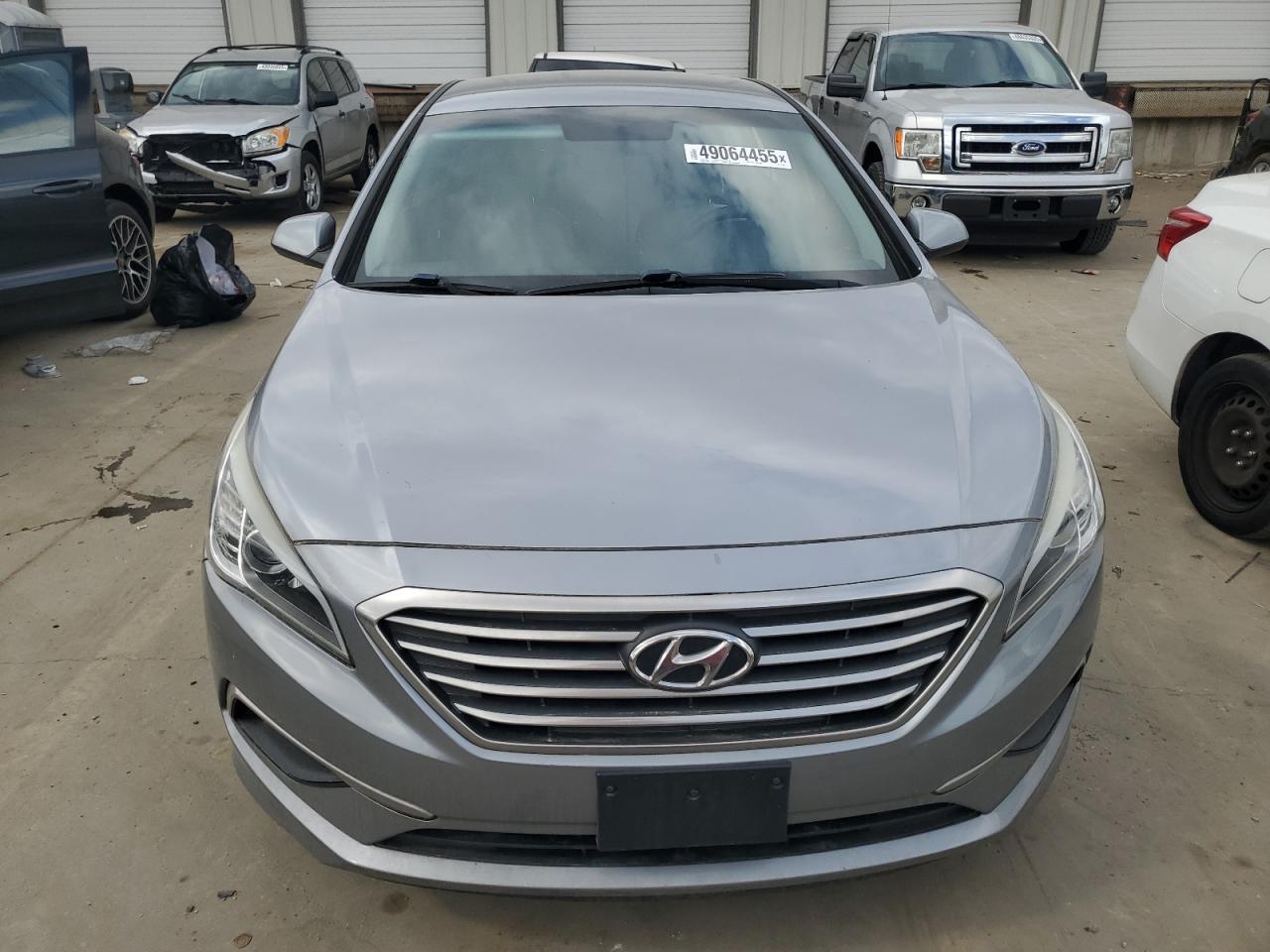 2017 Hyundai Sonata - Image 5