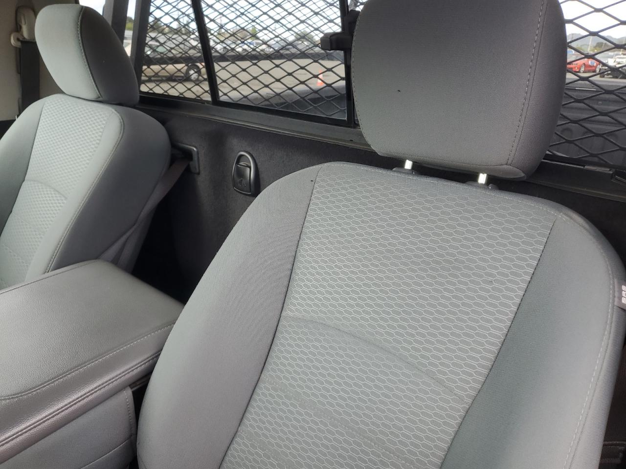 2015 RAM 1500 - Image 10
