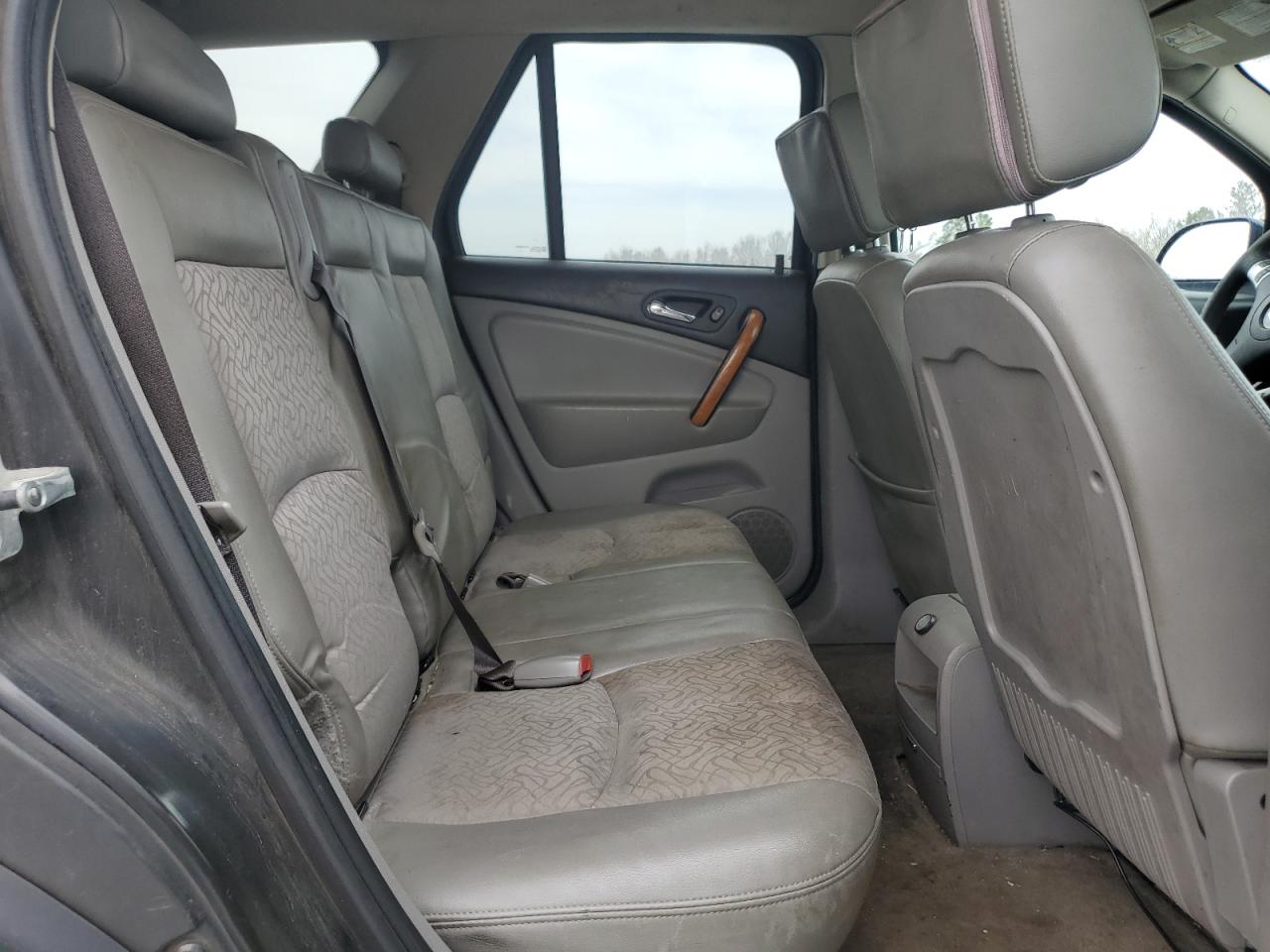 2007 Saturn VUE - Image 11