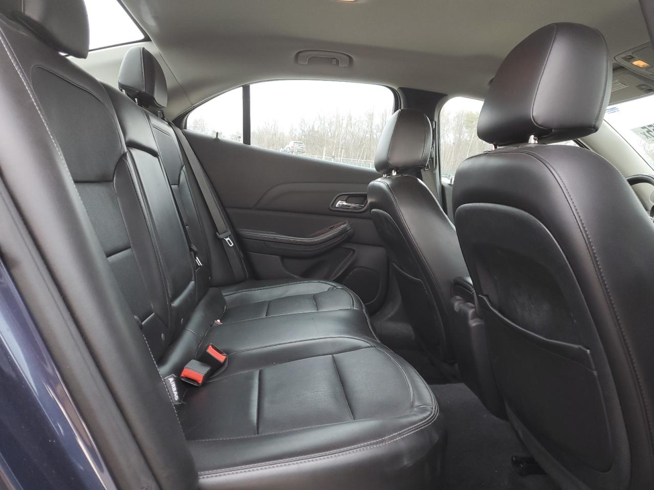 2013 Chevrolet Malibu - Image 10