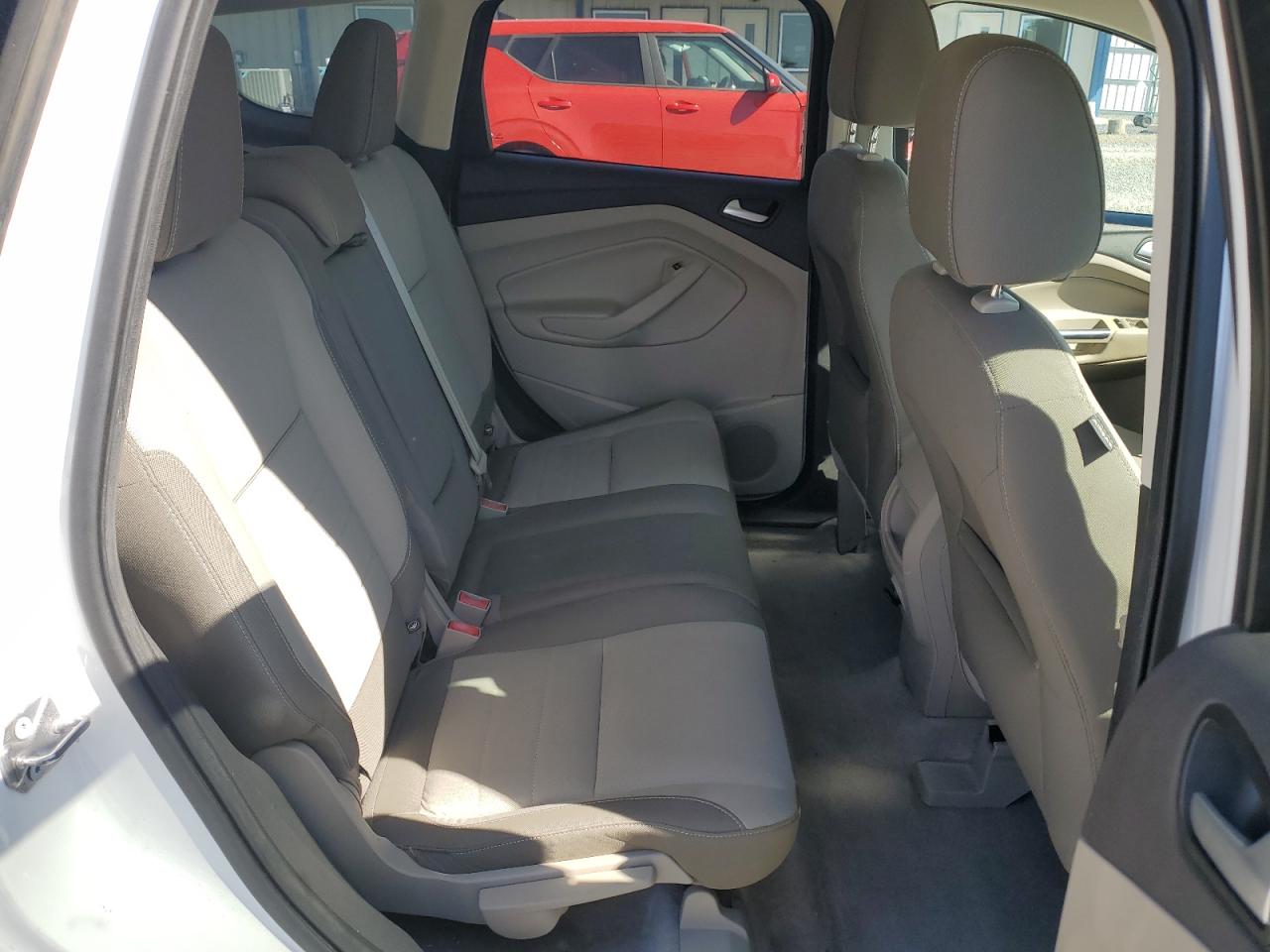 2015 Ford Escape - Image 10