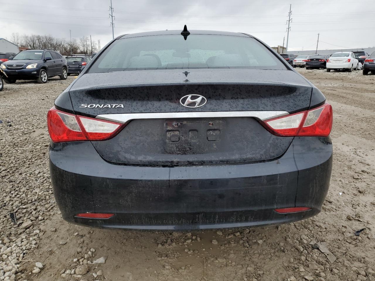 2011 Hyundai Sonata - Image 6