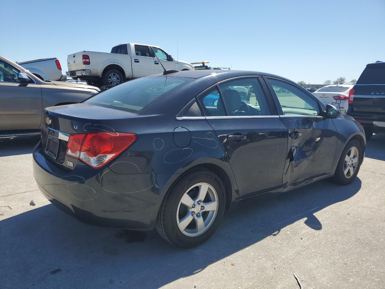 2015 Chevrolet Cruze - Image 3