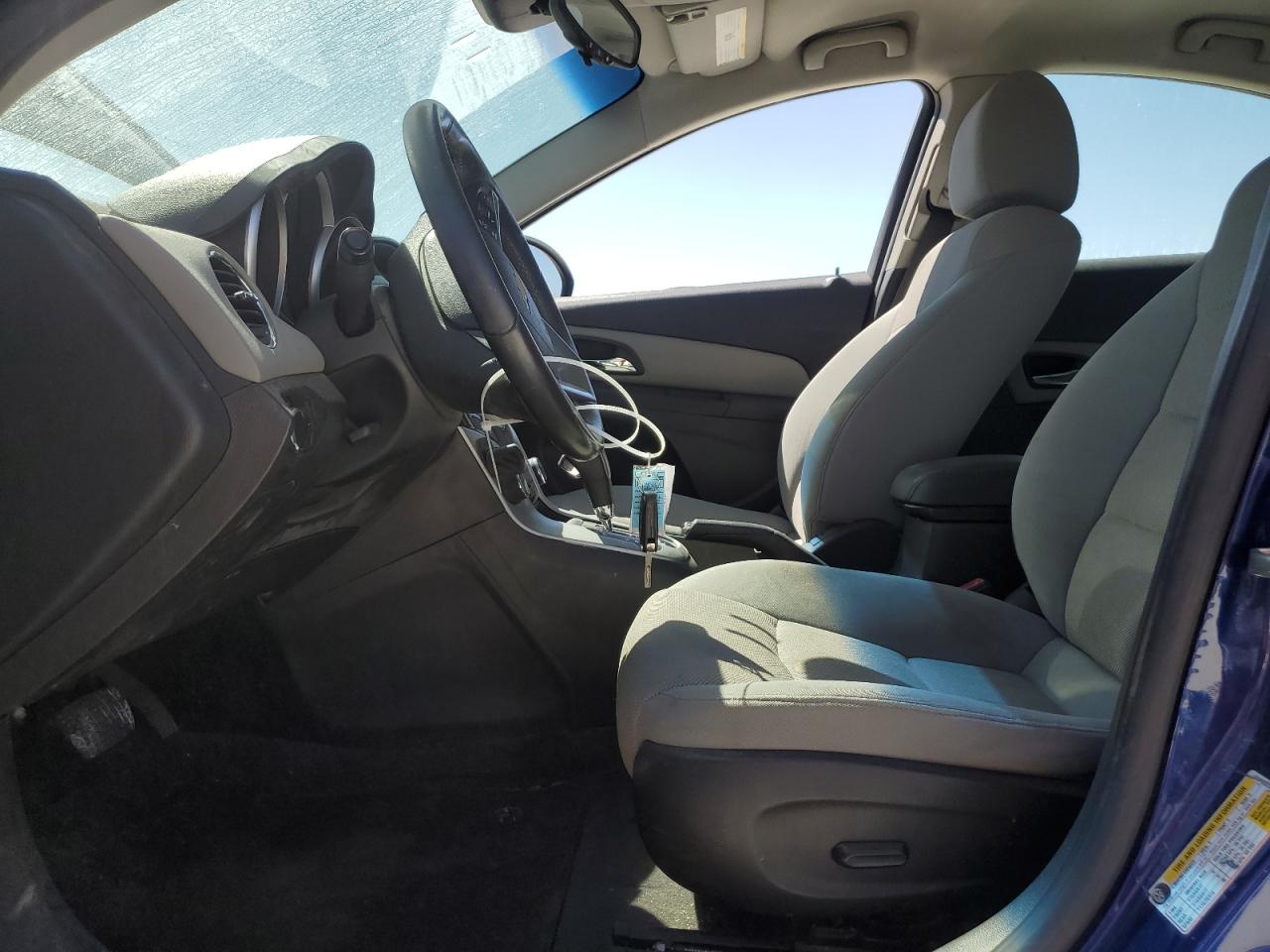 2012 Chevrolet Cruze - Image 7