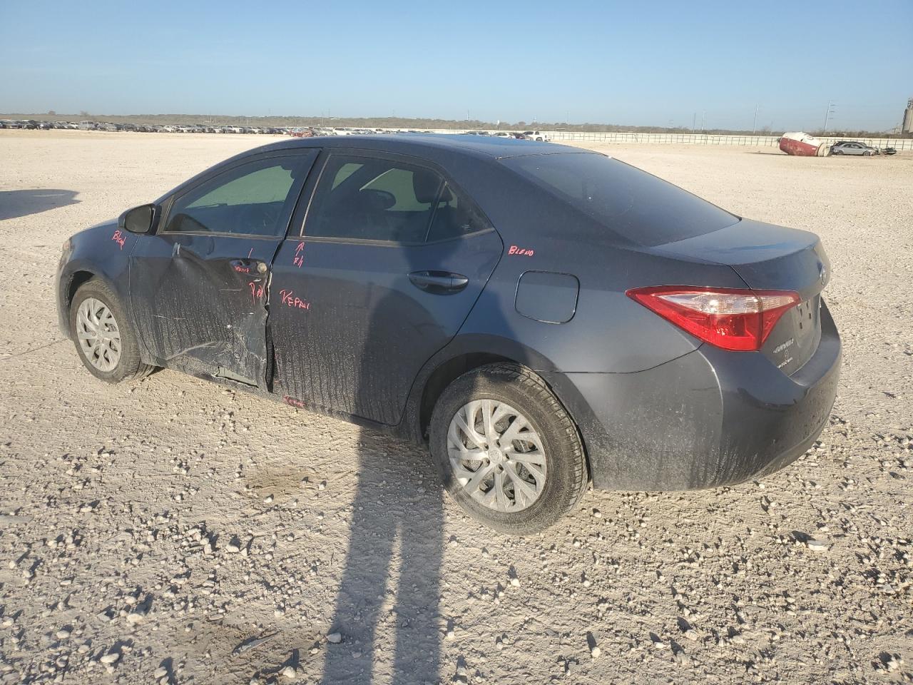 2018 Toyota Corolla - Image 2