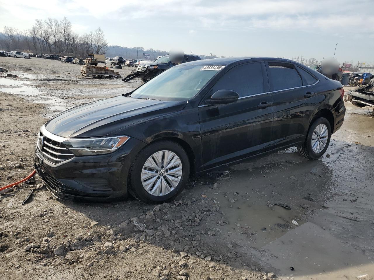 2019 Volkswagen Jetta - Image 2