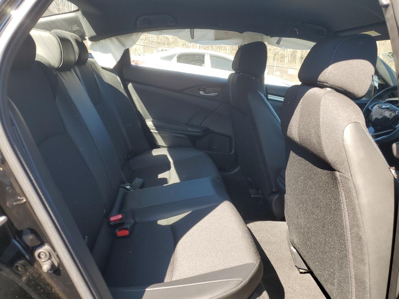 2019 Honda Civic - Image 11