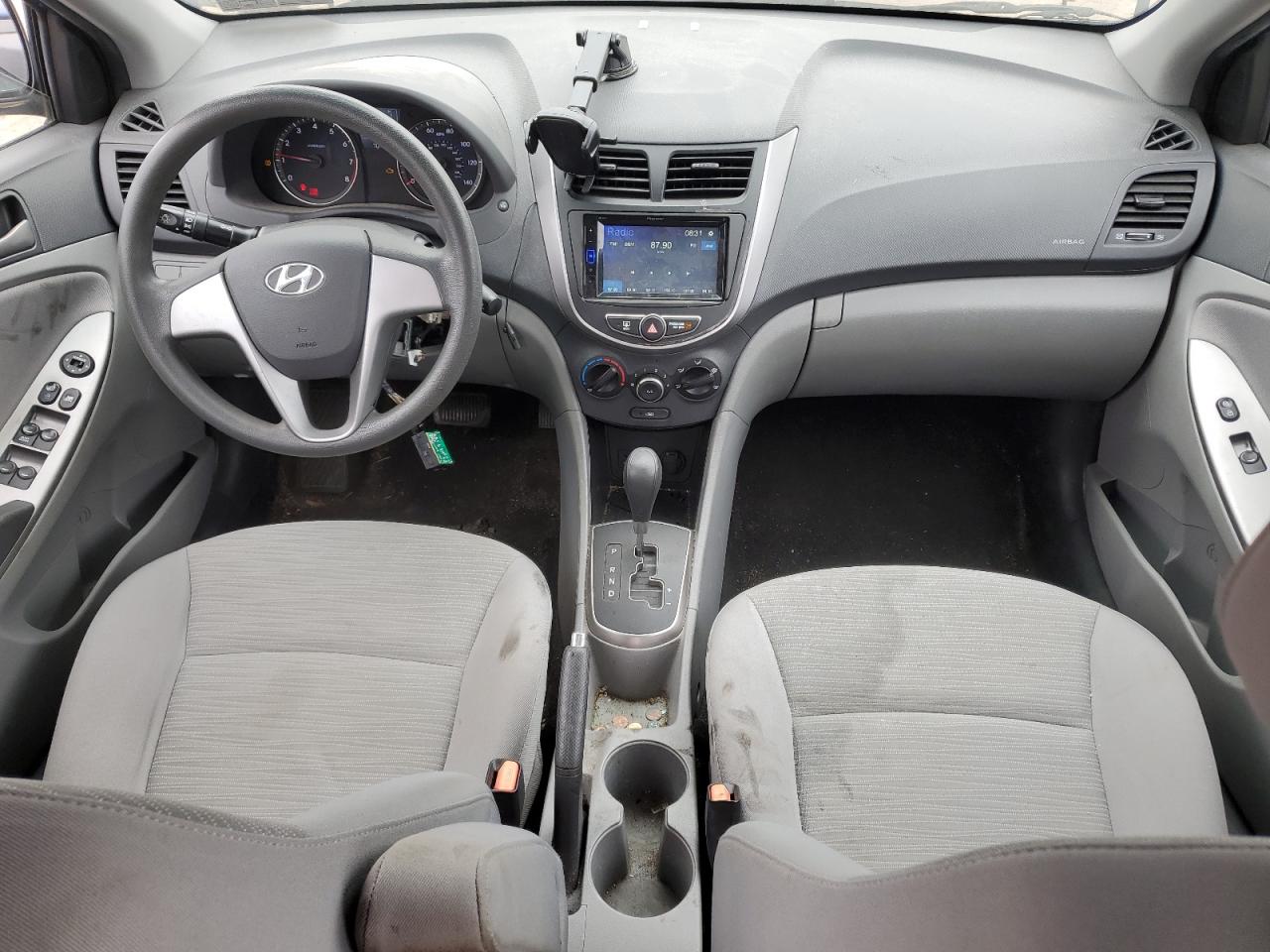 2016 Hyundai Accent - Image 8