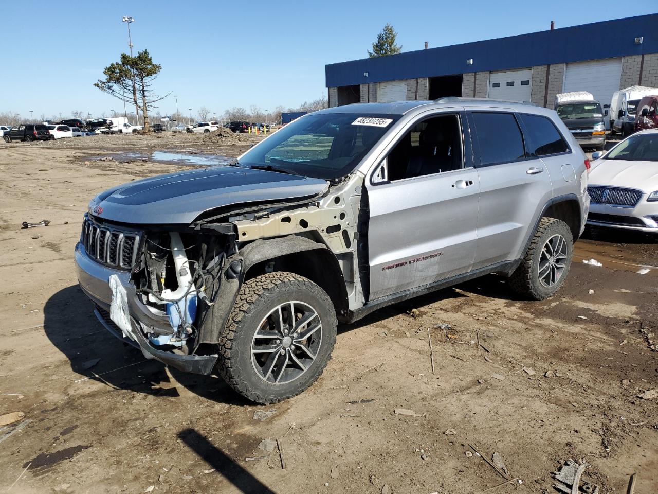 2017 Jeep Grand Cherokee - Image 1