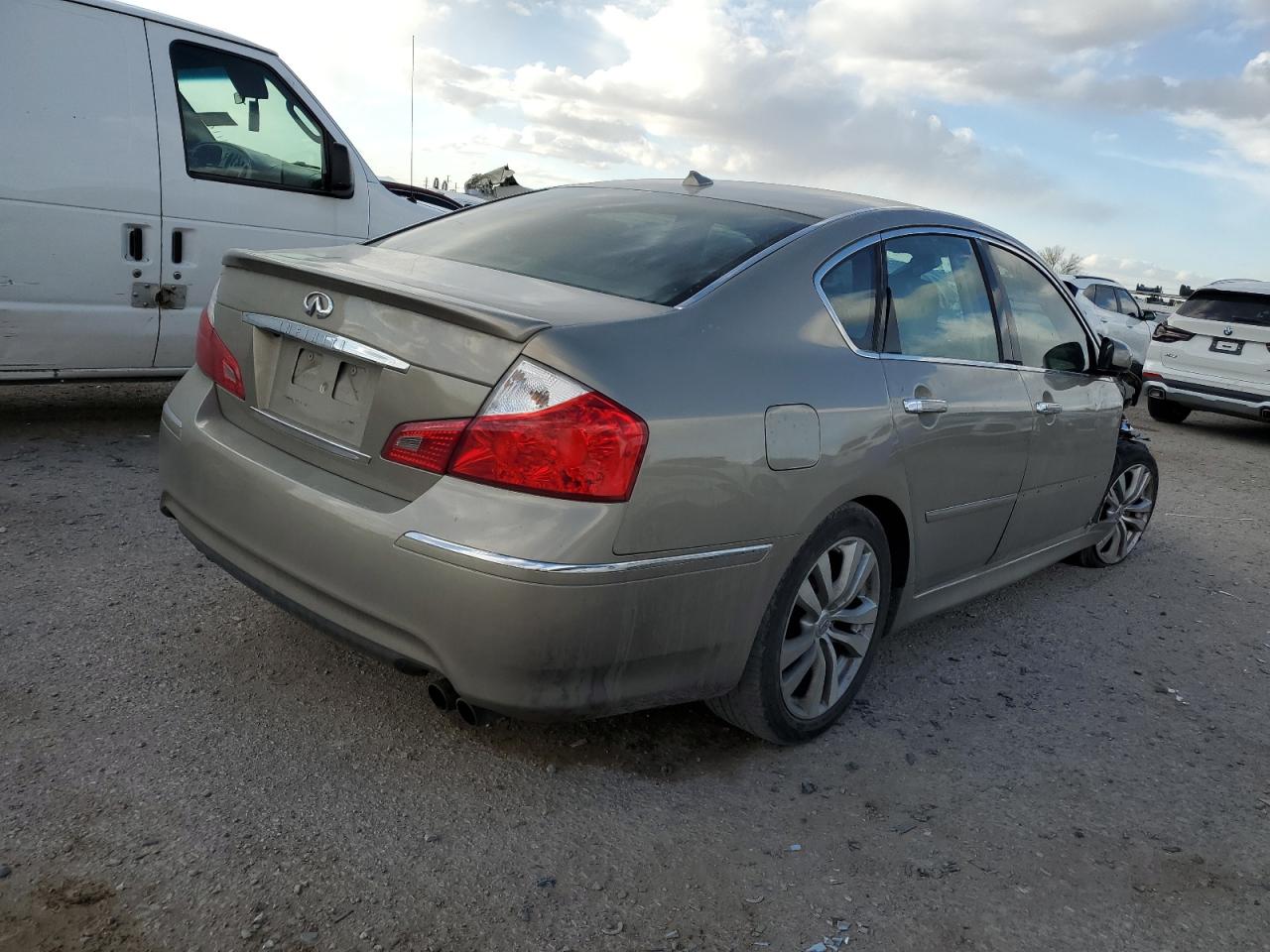 2008 Infiniti M - Image 3