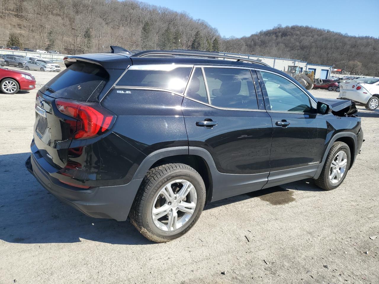 2020 GMC Terrain - Image 3