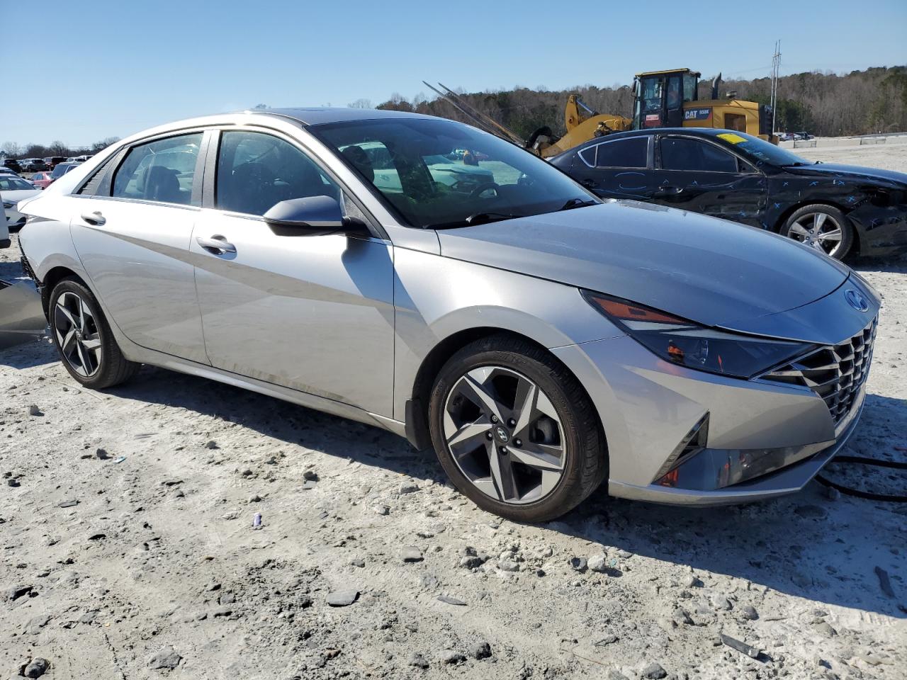 2022 Hyundai Elantra - Image 4