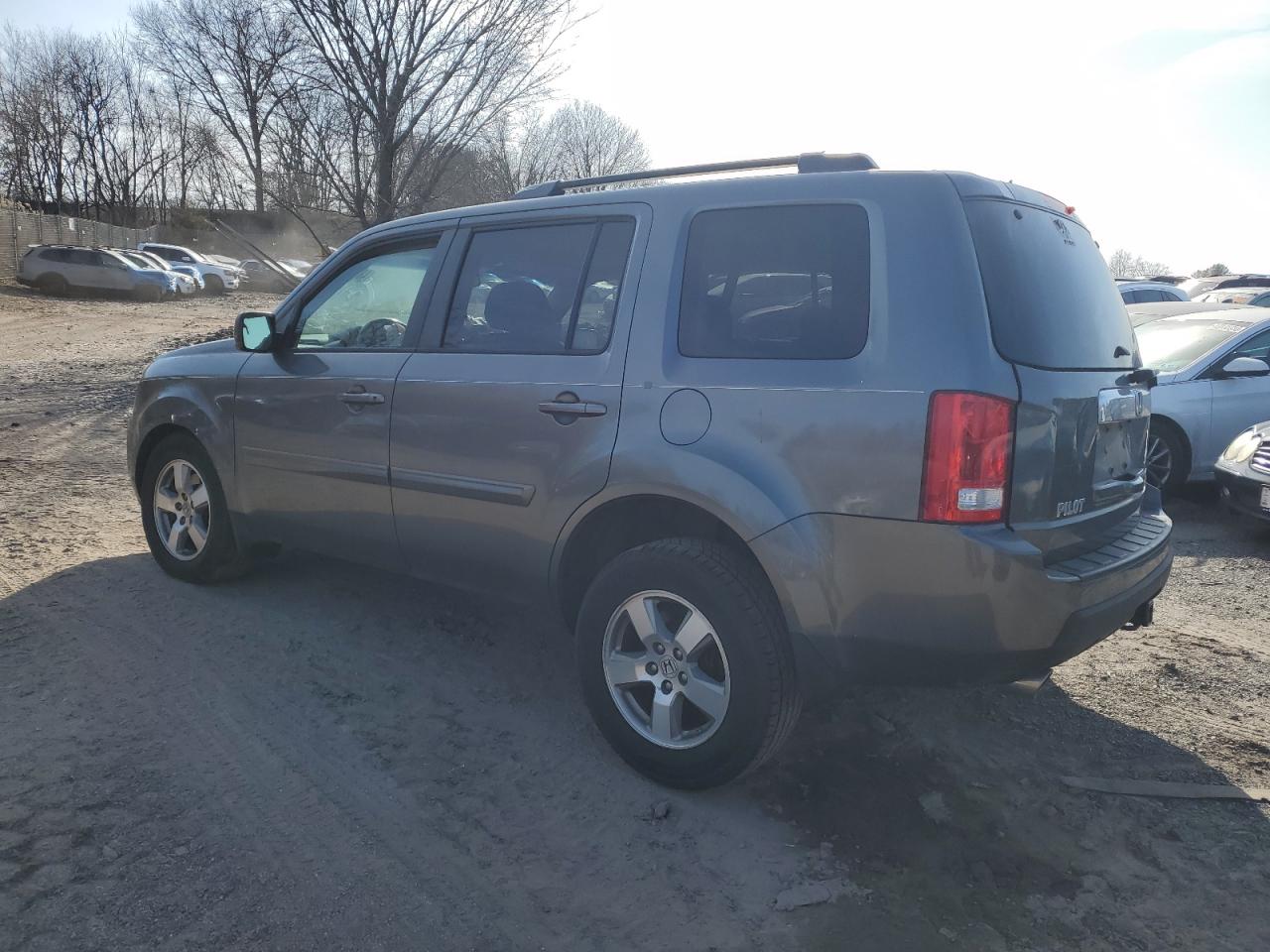 2011 Honda Pilot - Image 2