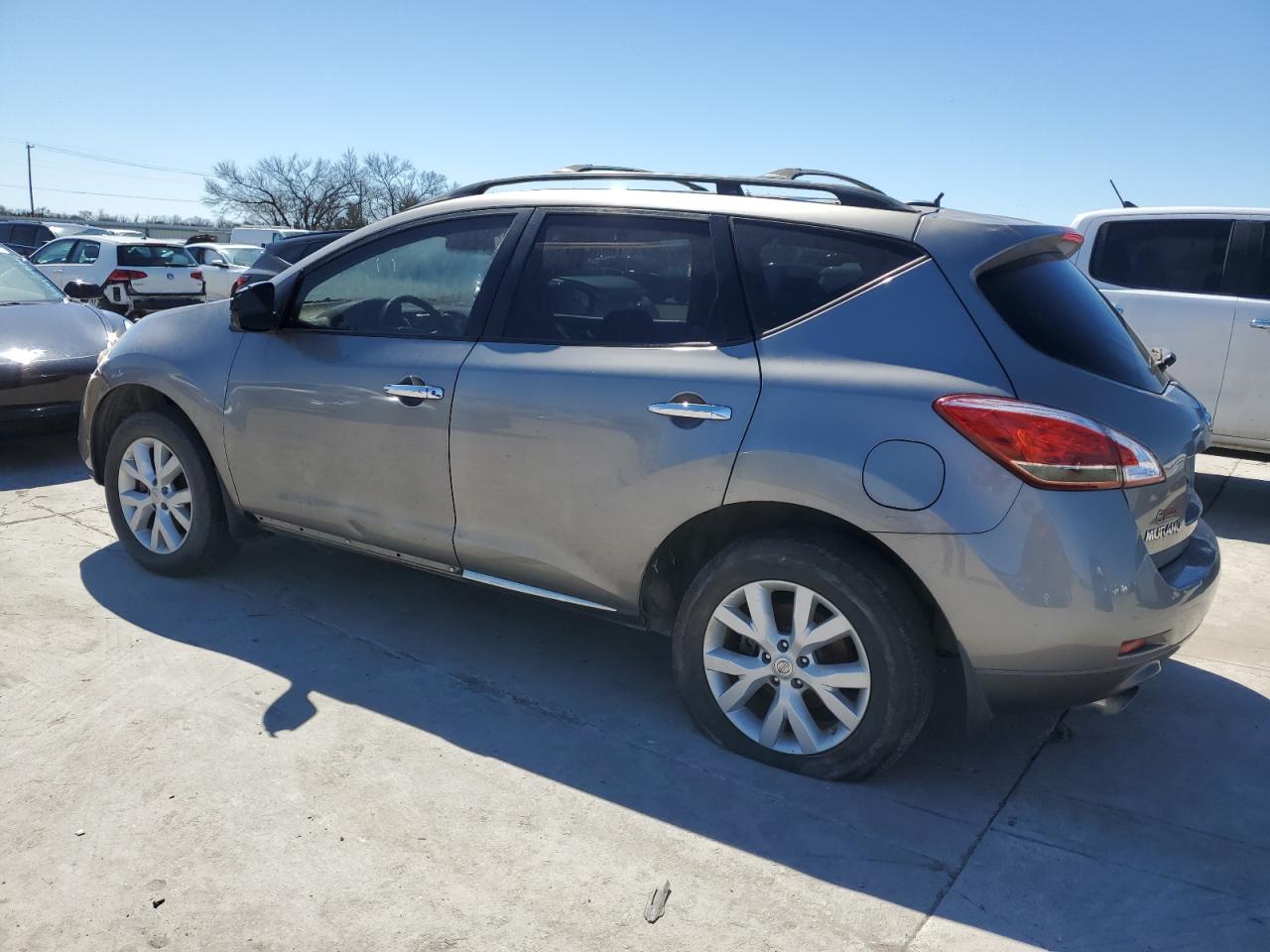 2012 Nissan Murano - Image 2