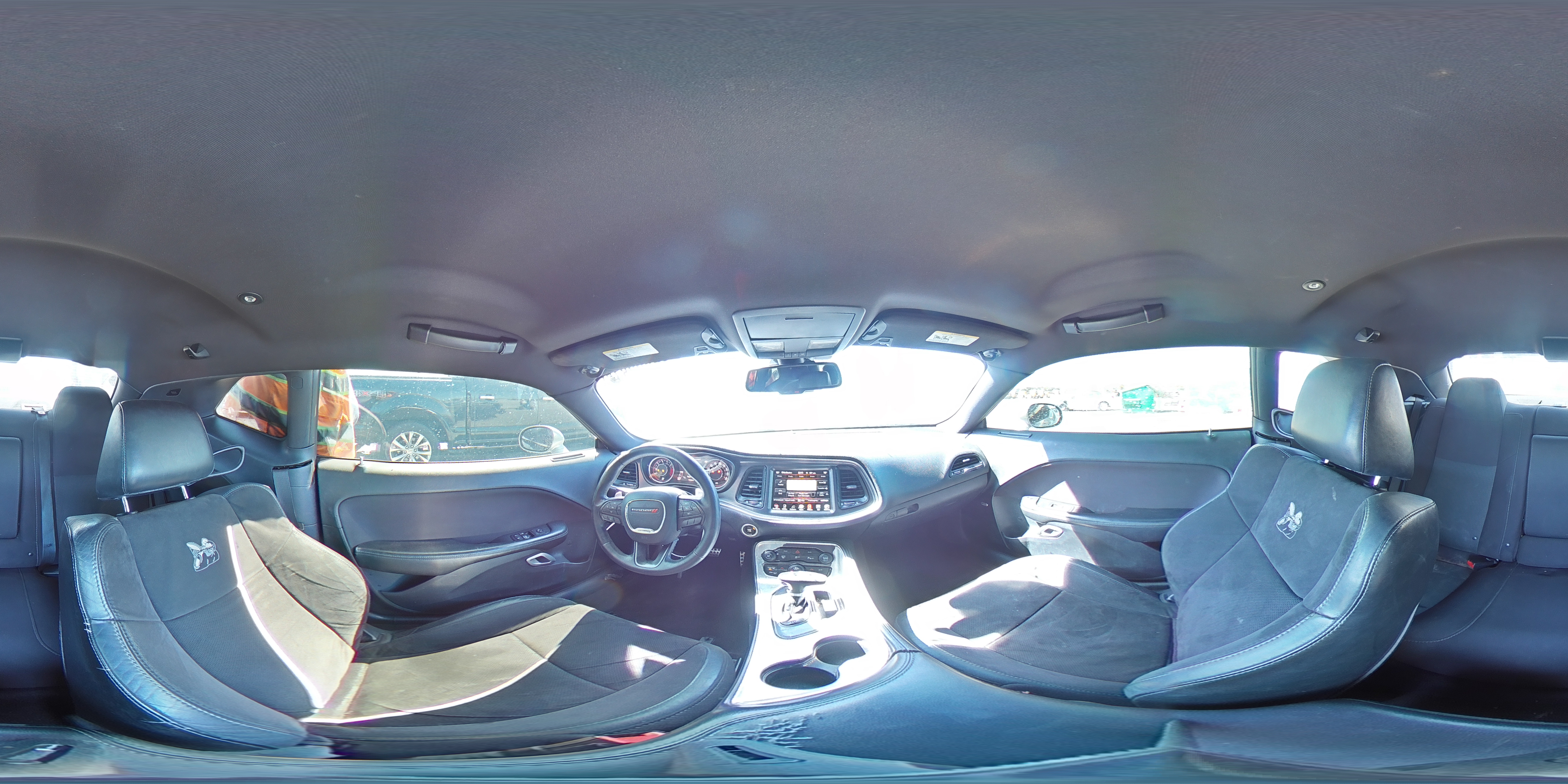 2015 Dodge Challenger - Image 15
