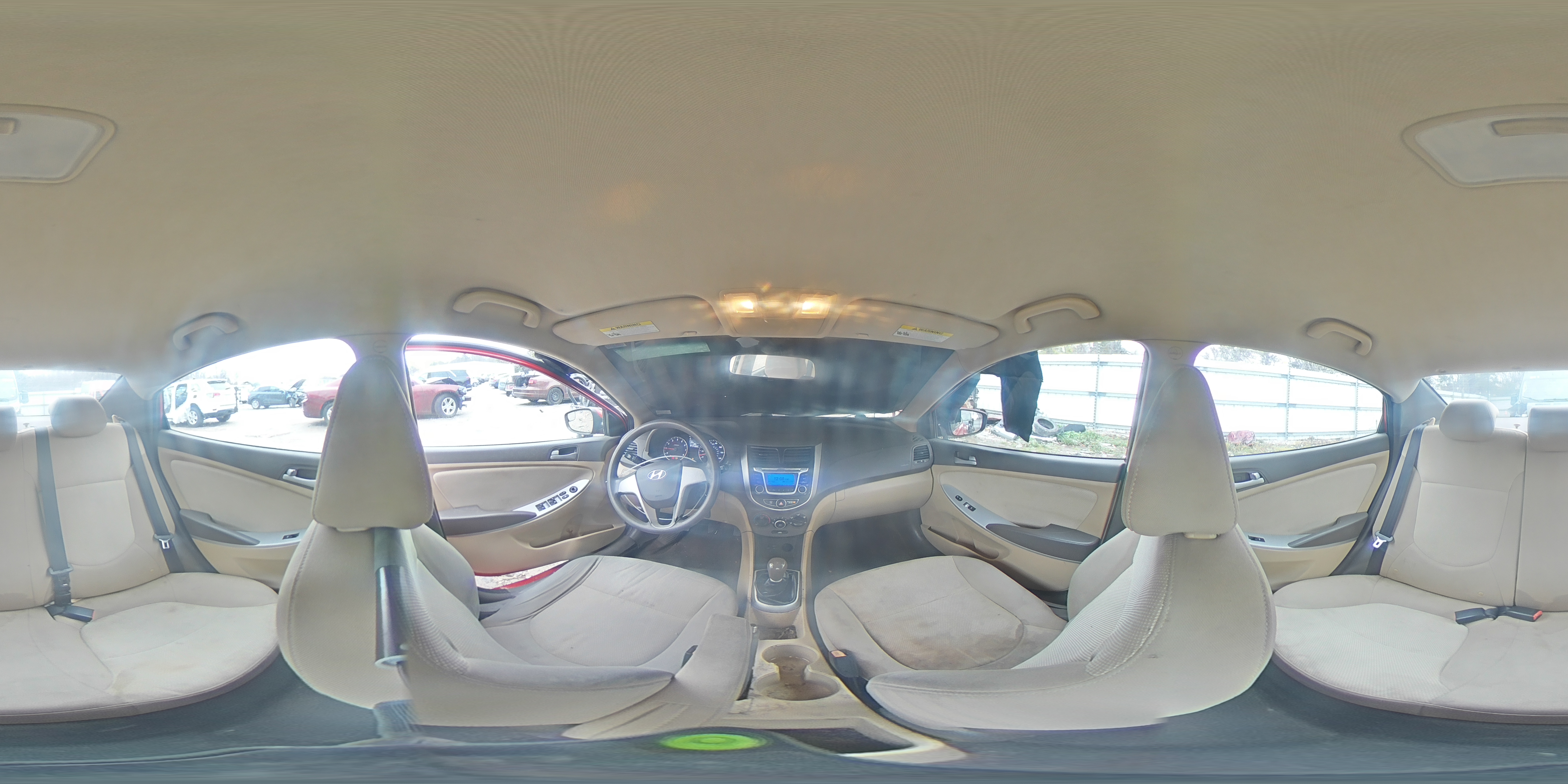 2014 Hyundai Accent - Image 12