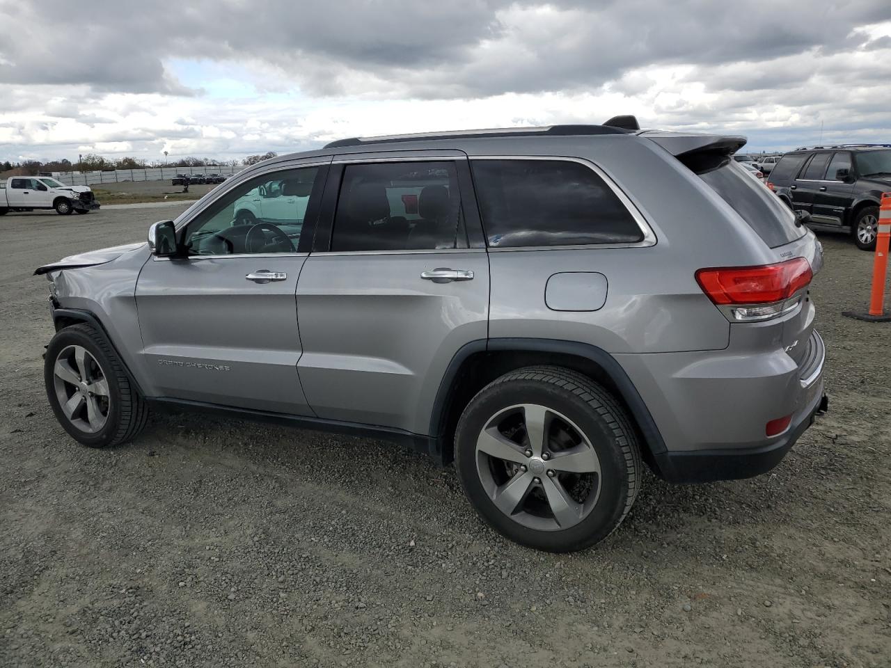 2014 Jeep Grand Cherokee - Image 2