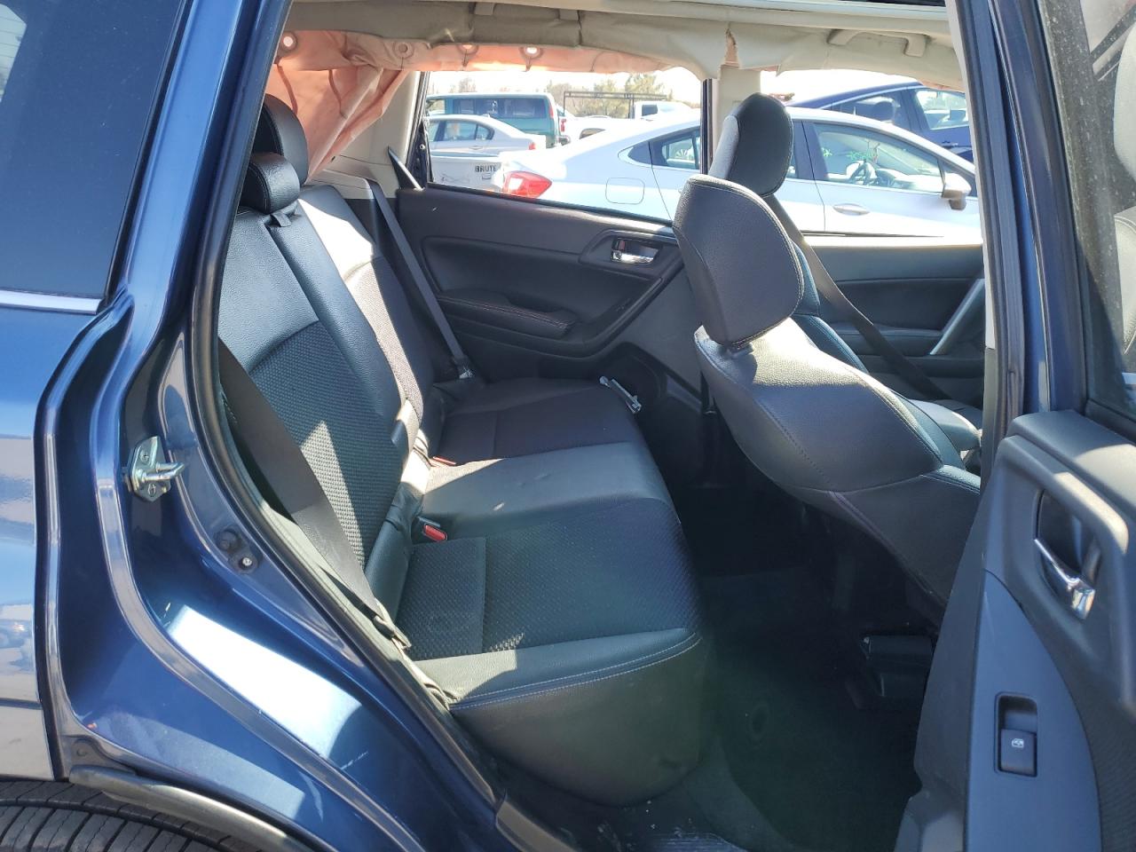 2014 Subaru Forester - Image 11