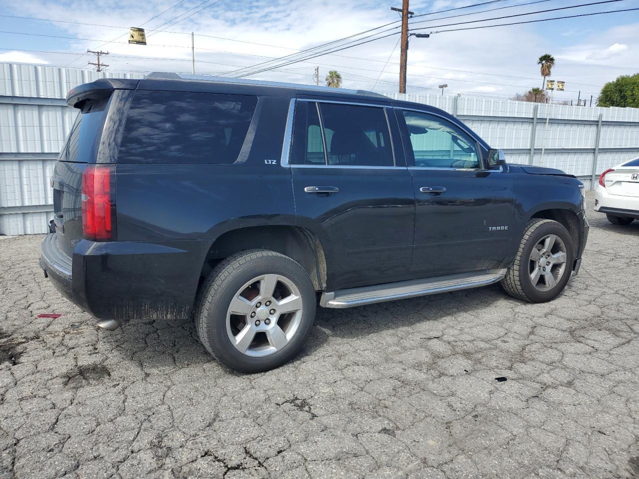 2015 Chevrolet Tahoe - Image 3