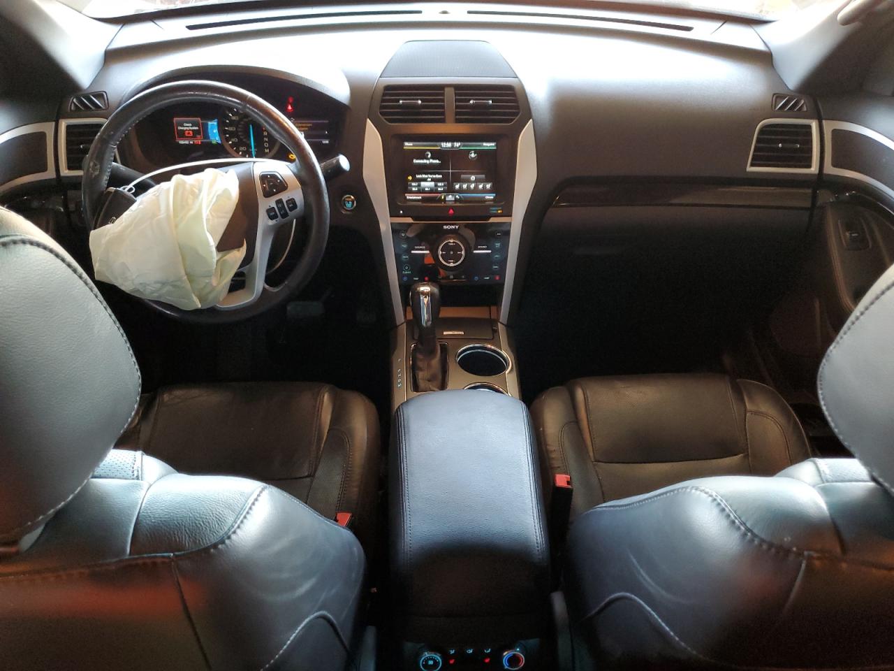 2014 Ford Explorer - Image 8