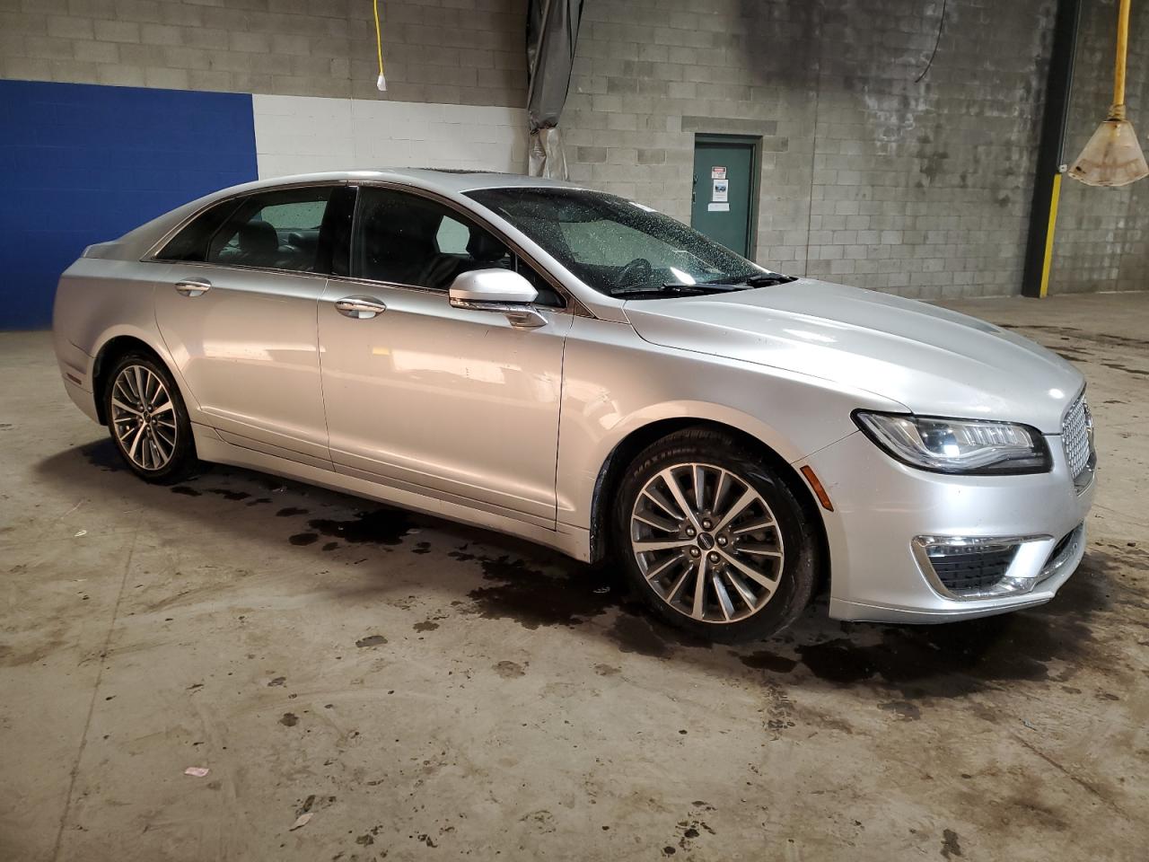 2017 Lincoln MKZ - Image 4
