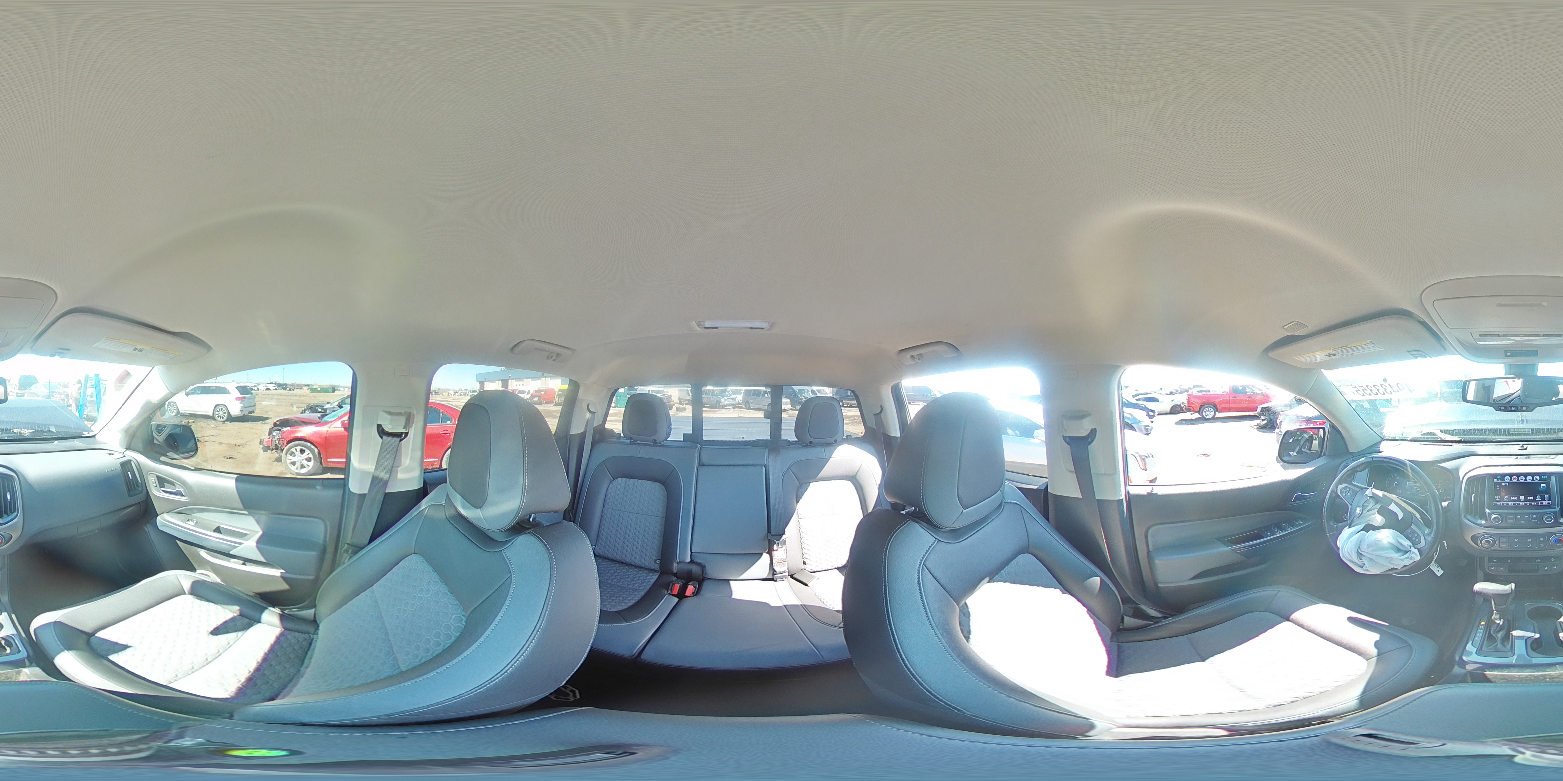 2018 Chevrolet Colorado - Image 13