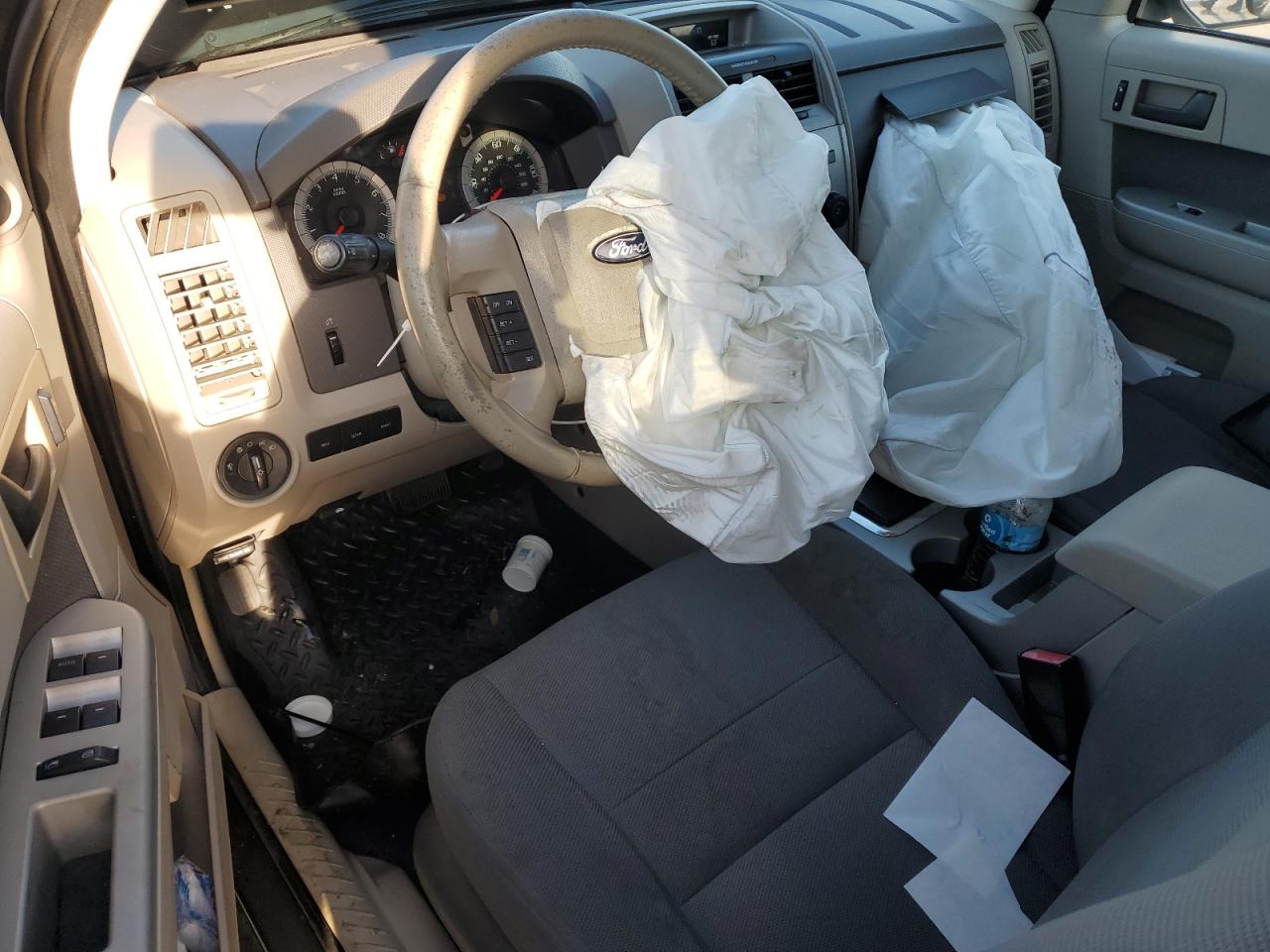 2009 Ford Escape - Image 8