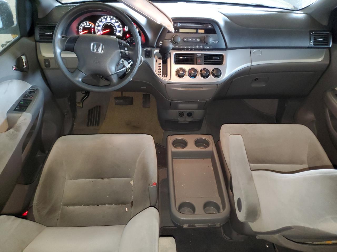 2010 Honda Odyssey - Image 8