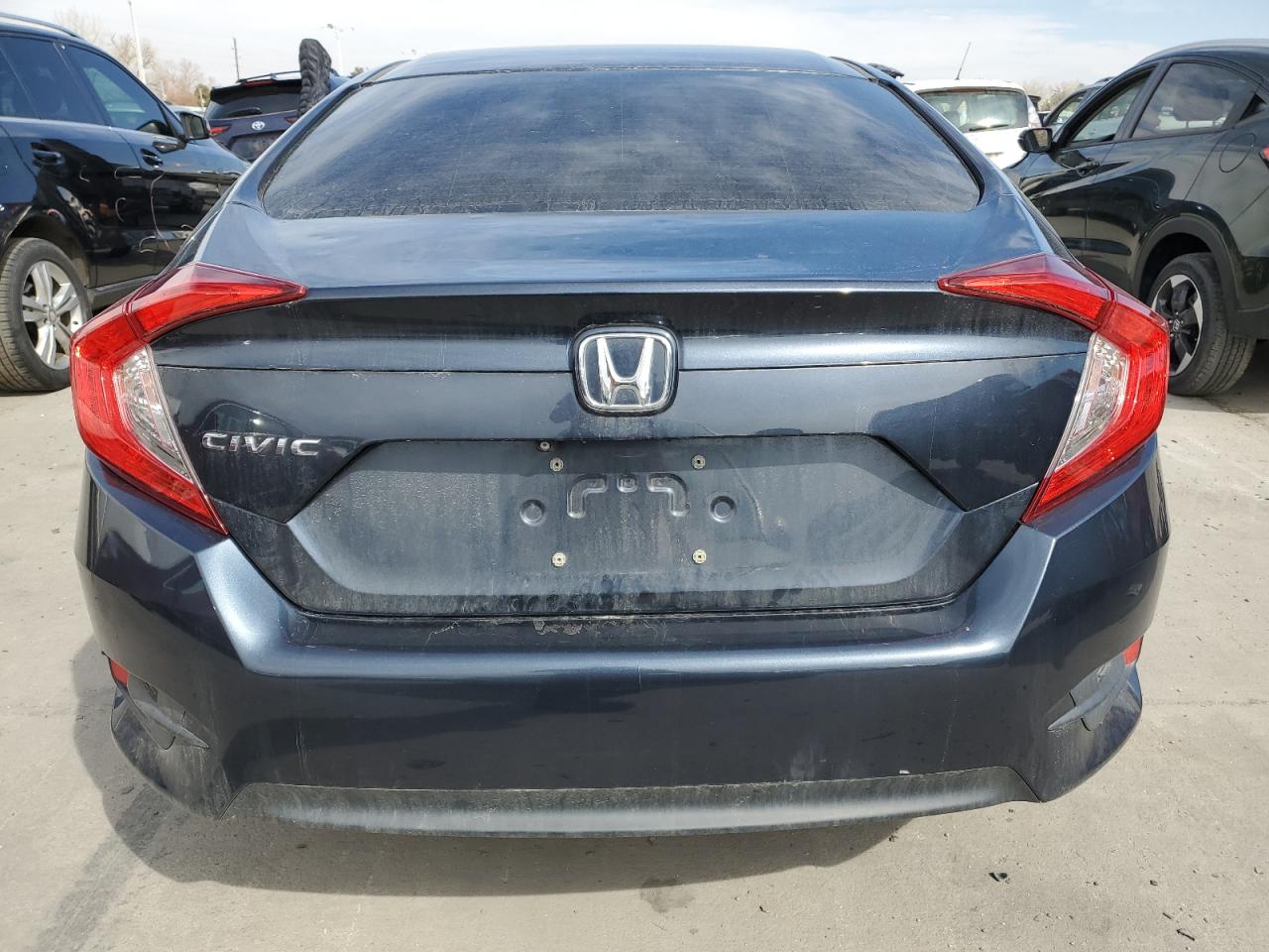 2018 Honda Civic - Image 6